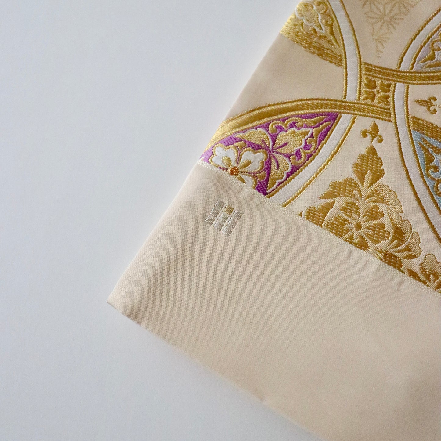 袋帯「輪繋華文」洛陽織物