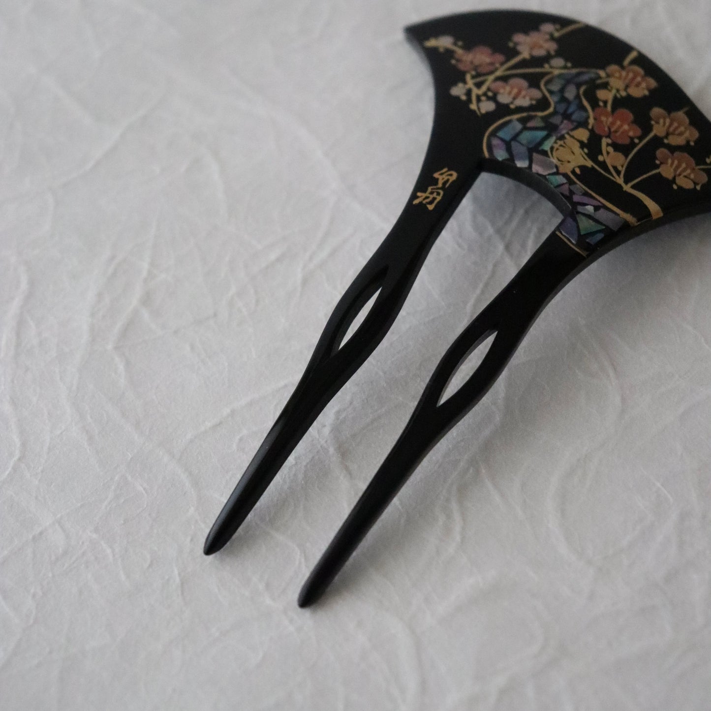 かんざし「梅に螺鈿蒔絵」大原商店