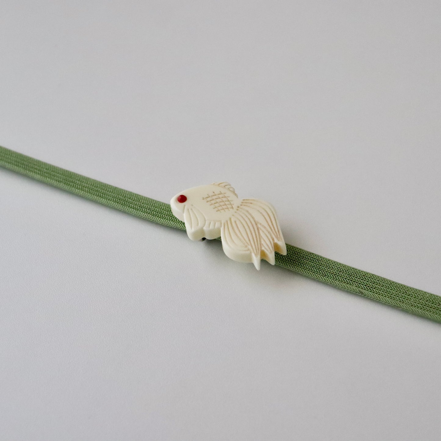 帯留「金魚」大原商店