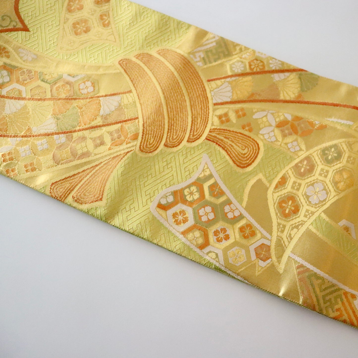 袋帯「慶長熨斗文」梅垣織物