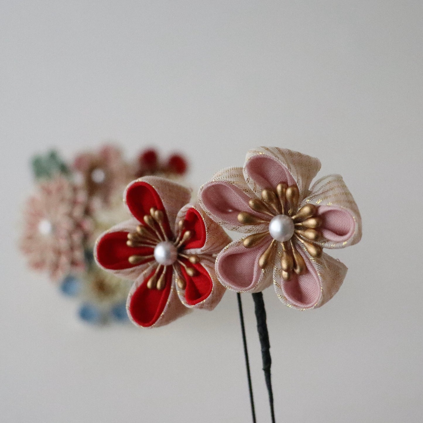 髪飾り「つまみ細工 - 四つ花水引」大原商店