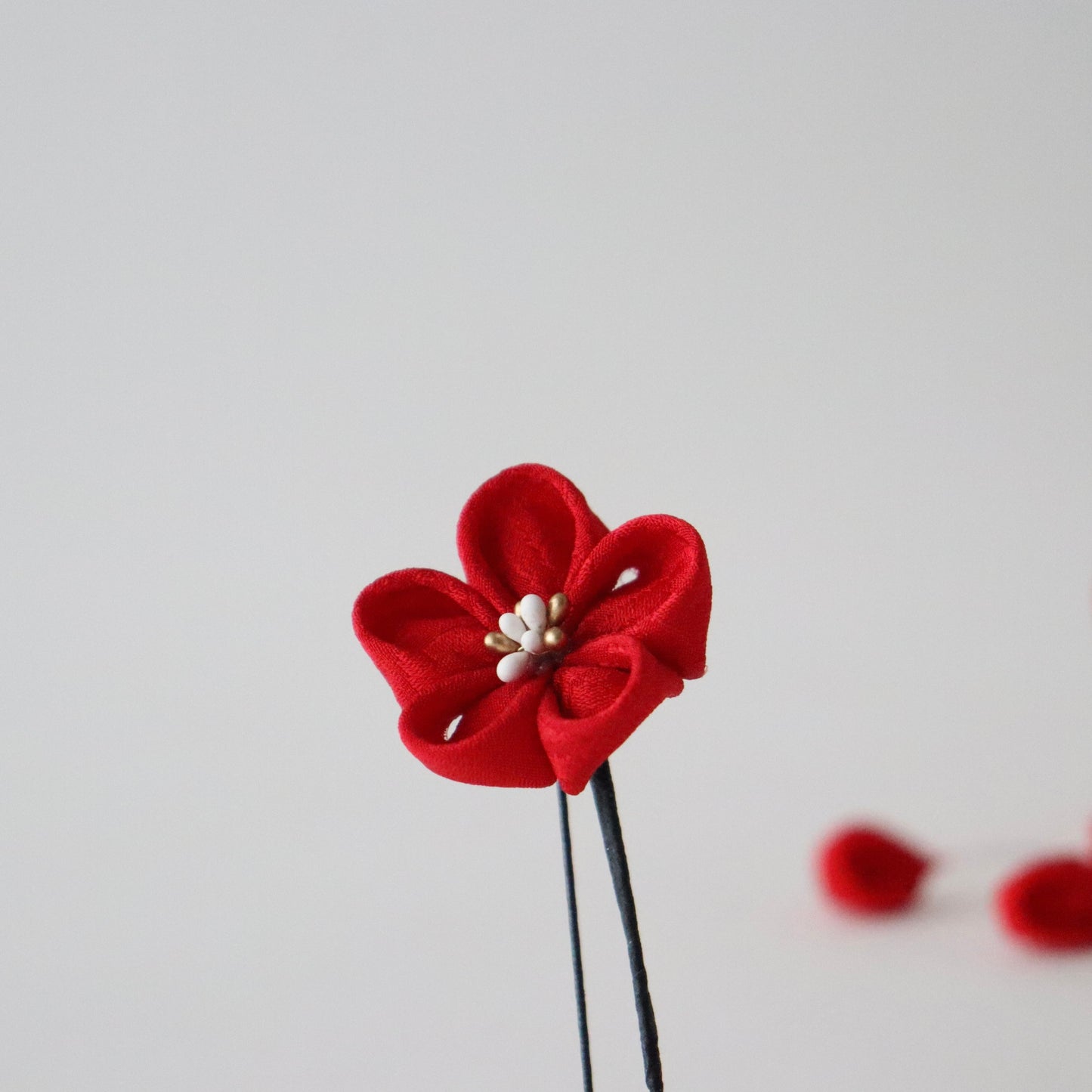 髪飾り「つまみ細工 - 八つ花」大原商店