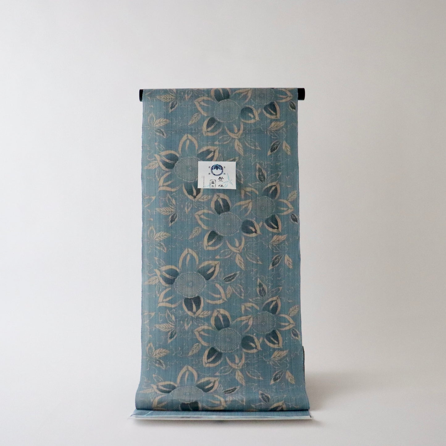 松煙染小紋「鉄線」竺仙