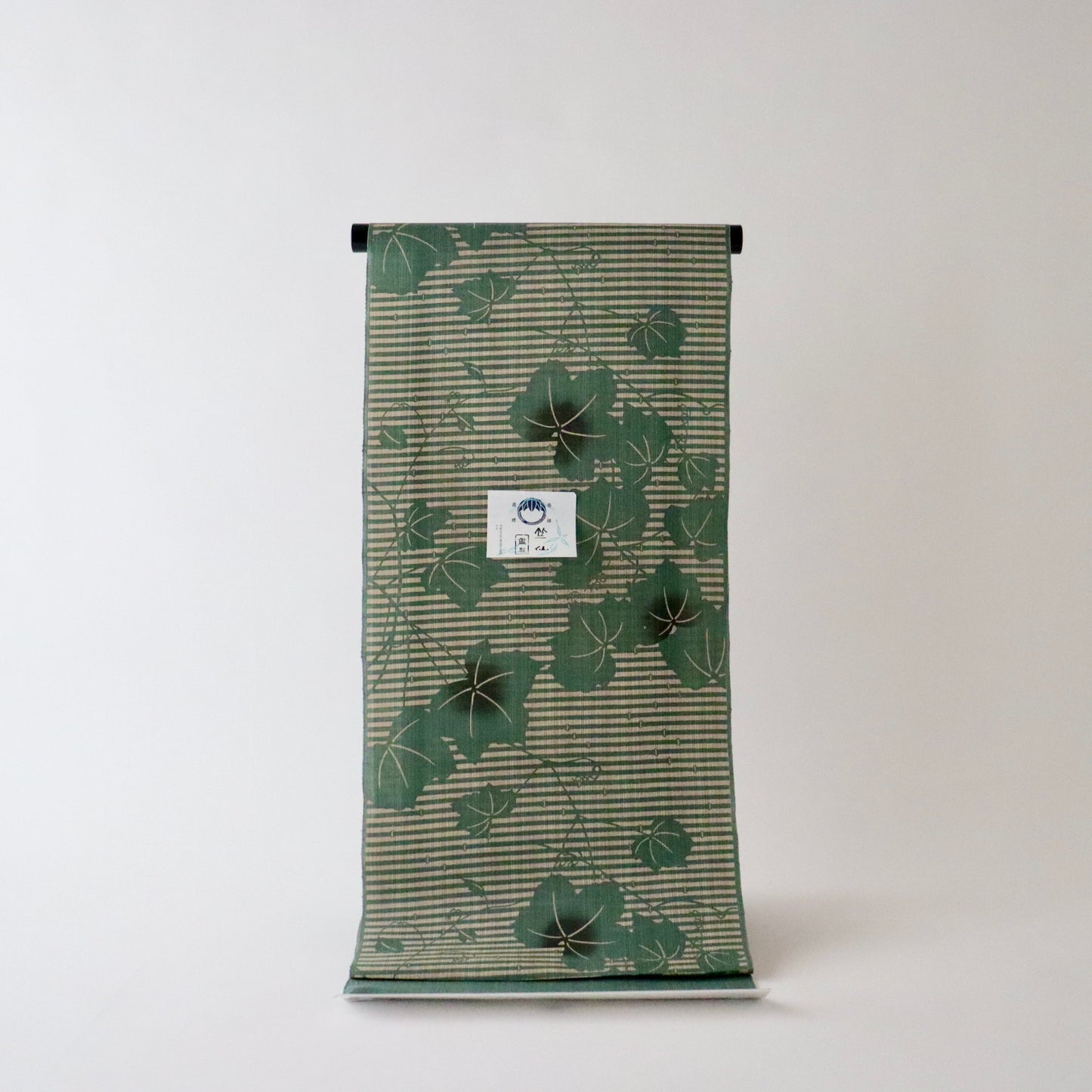 松煙染小紋「縞蔦」竺仙