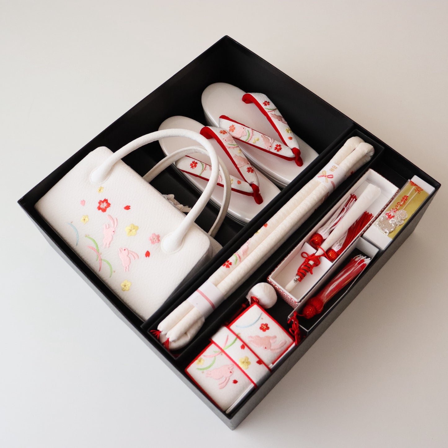 七歳向け「小物6点セット / 兎 wht」和装小物やまざき