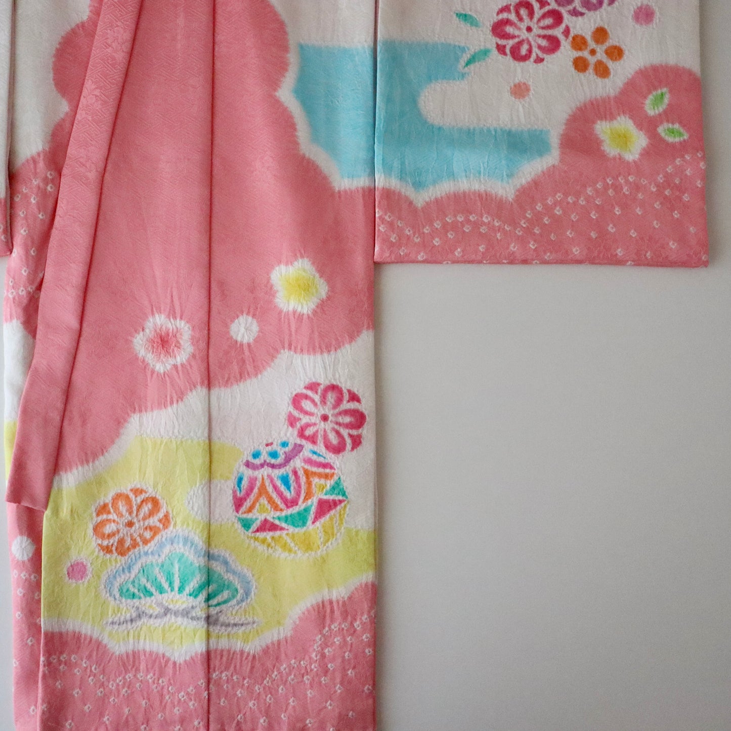 女児初着「鞠と花松」