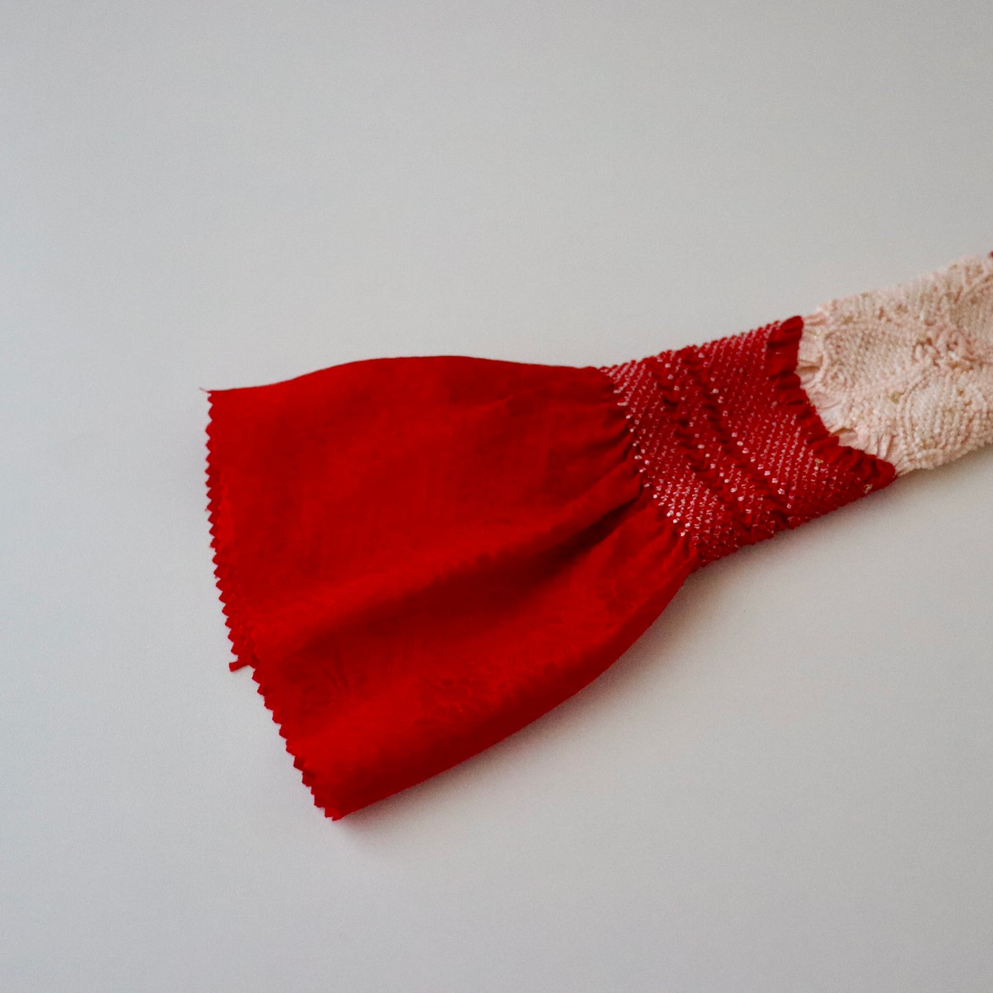 絞染め帯揚「八重桜輪 - rd」大原商店