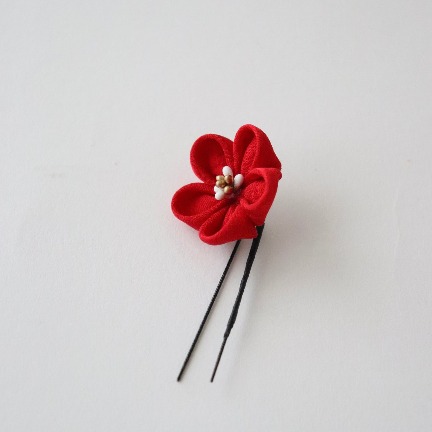 振袖向け髪飾り「つまみ細工 - 花々/紅白彩々」大原商店