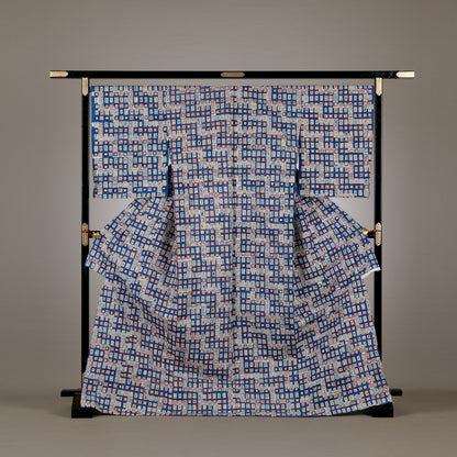 紬絵羽小紋「型絵染  - 藍地階段取り額紋」小島貞二