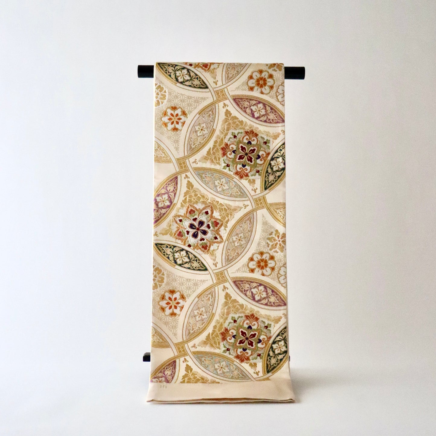 袋帯「輪繋華文」洛陽織物