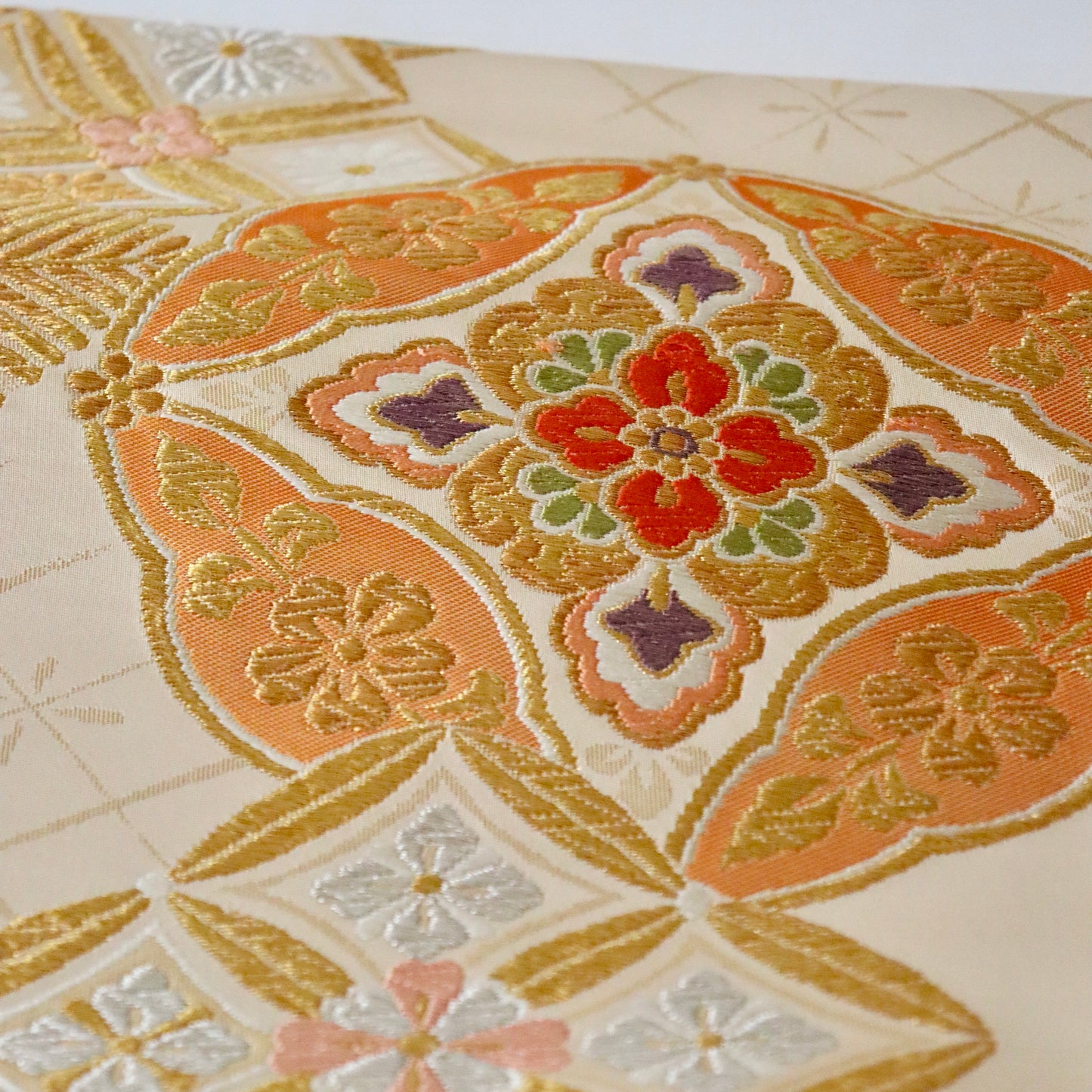 袋帯「松菱華文」熊井機業店