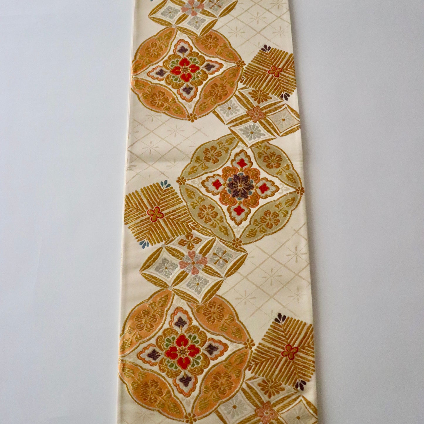 袋帯「松菱華文」熊井機業店