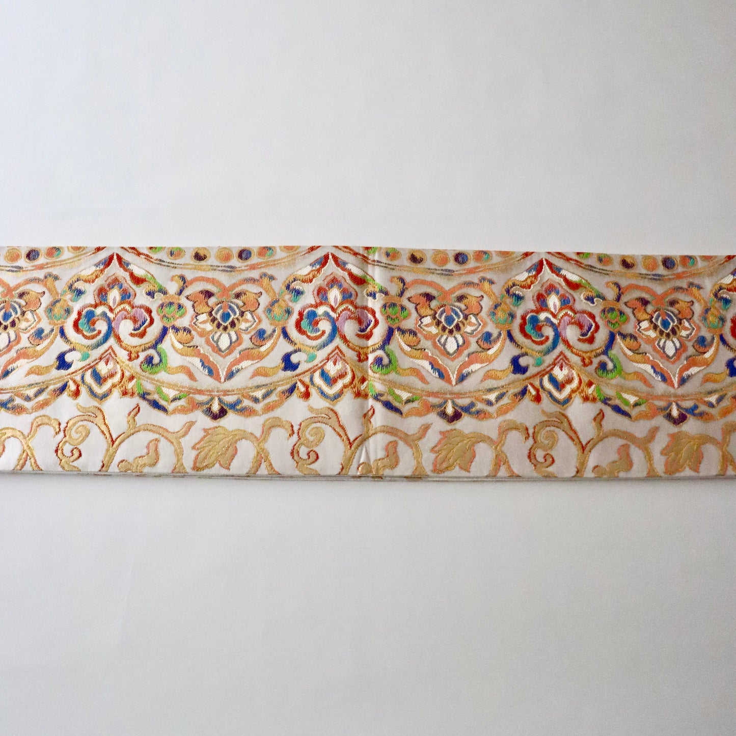 袋帯「松園 - 珠唐草」辻梅機業店