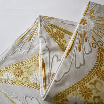 袋帯「煌彩縒金綴 - 花菱菊詰文」志都香