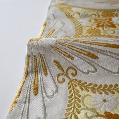 袋帯「煌彩縒金綴 - 花菱菊詰文」志都香