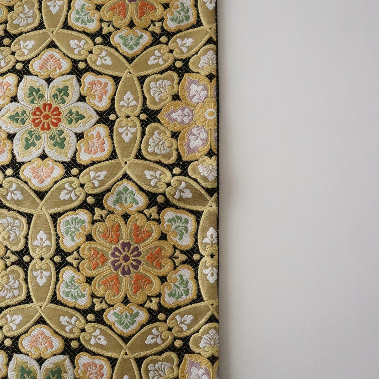 袋帯「佐賀錦唐織 - 結亀甲華文」志都香