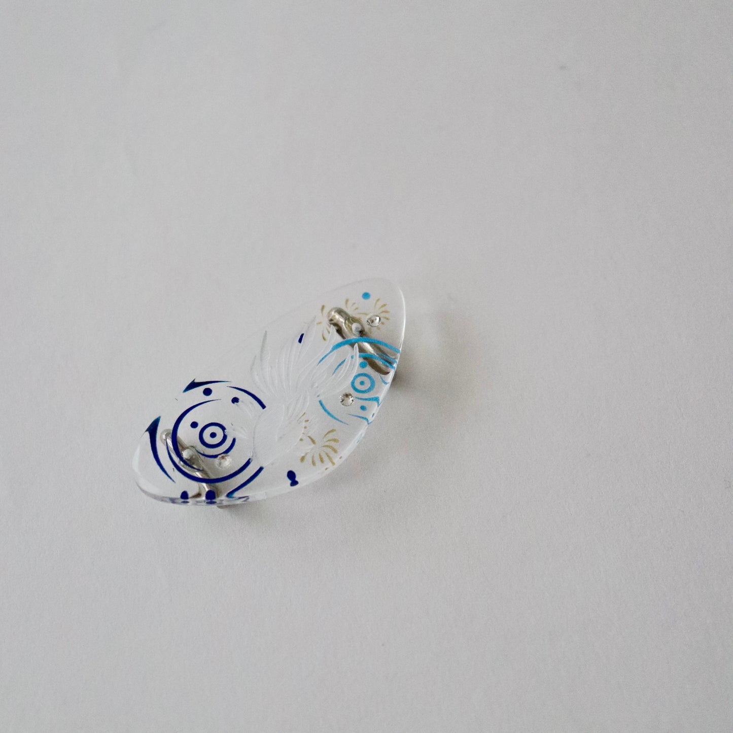 帯留「水紋金魚 - bl」大原商店