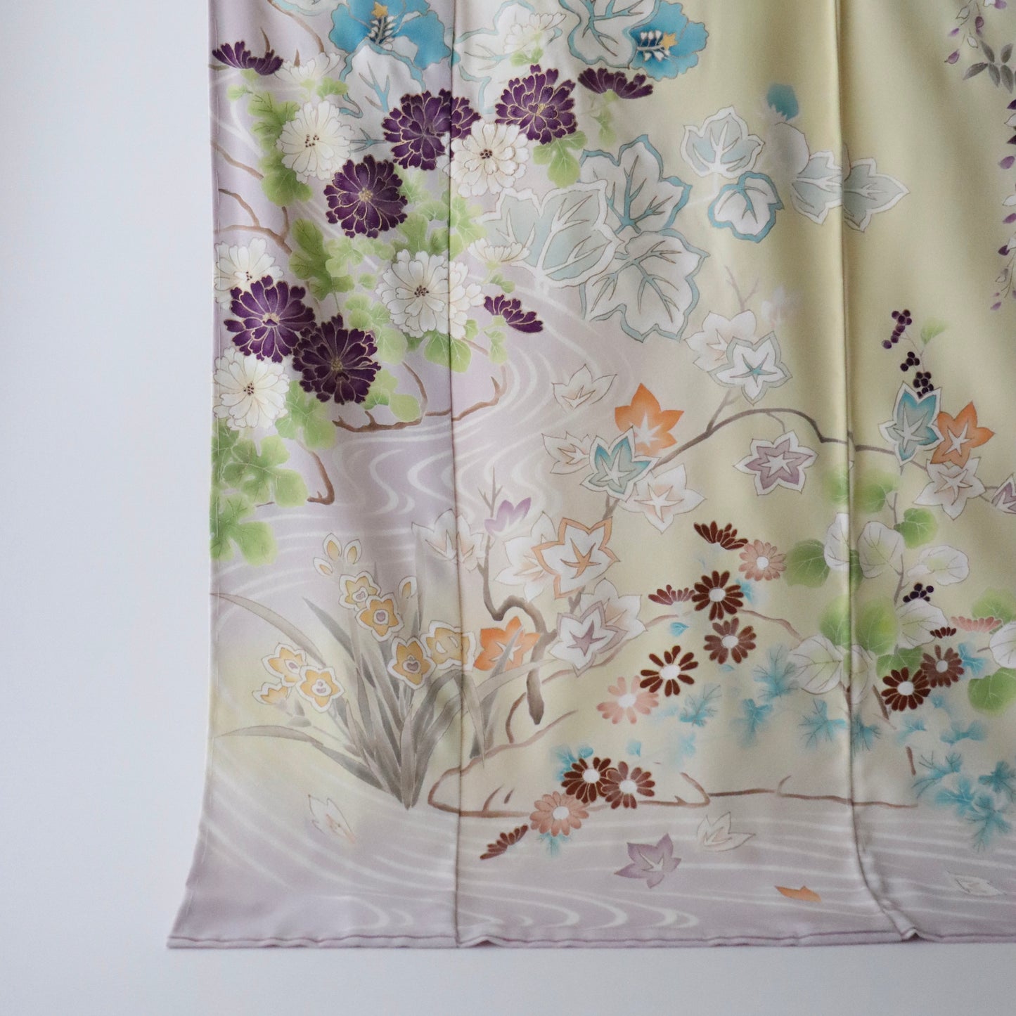 訪問着「手描き京友禅 - 琳派岩草花流水」工芸染匠 成謙