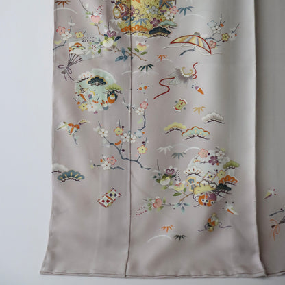 訪問着「手描き京友禅 - 吉祥尽くし」菱健