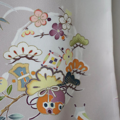 訪問着「手描き京友禅 - 吉祥尽くし」菱健