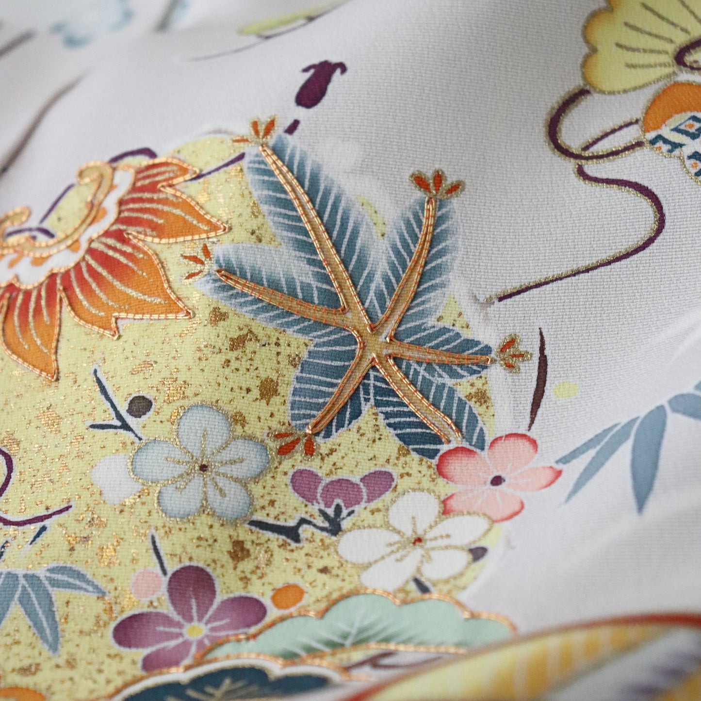 訪問着「手描き京友禅 - 吉祥尽くし」菱健