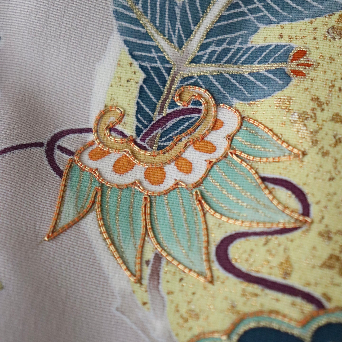 訪問着「手描き京友禅 - 吉祥尽くし」菱健