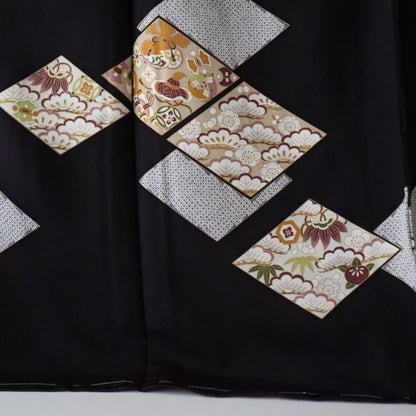 訪問着「手描き友禅 - 菱取り吉祥文」