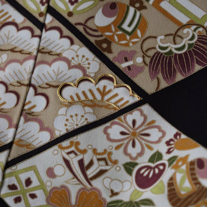 訪問着「手描き友禅 - 菱取り吉祥文」