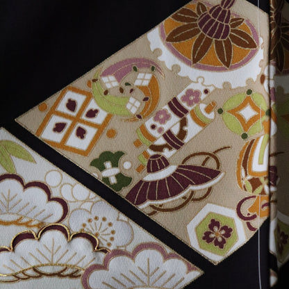 訪問着「手描き友禅 - 菱取り吉祥文」