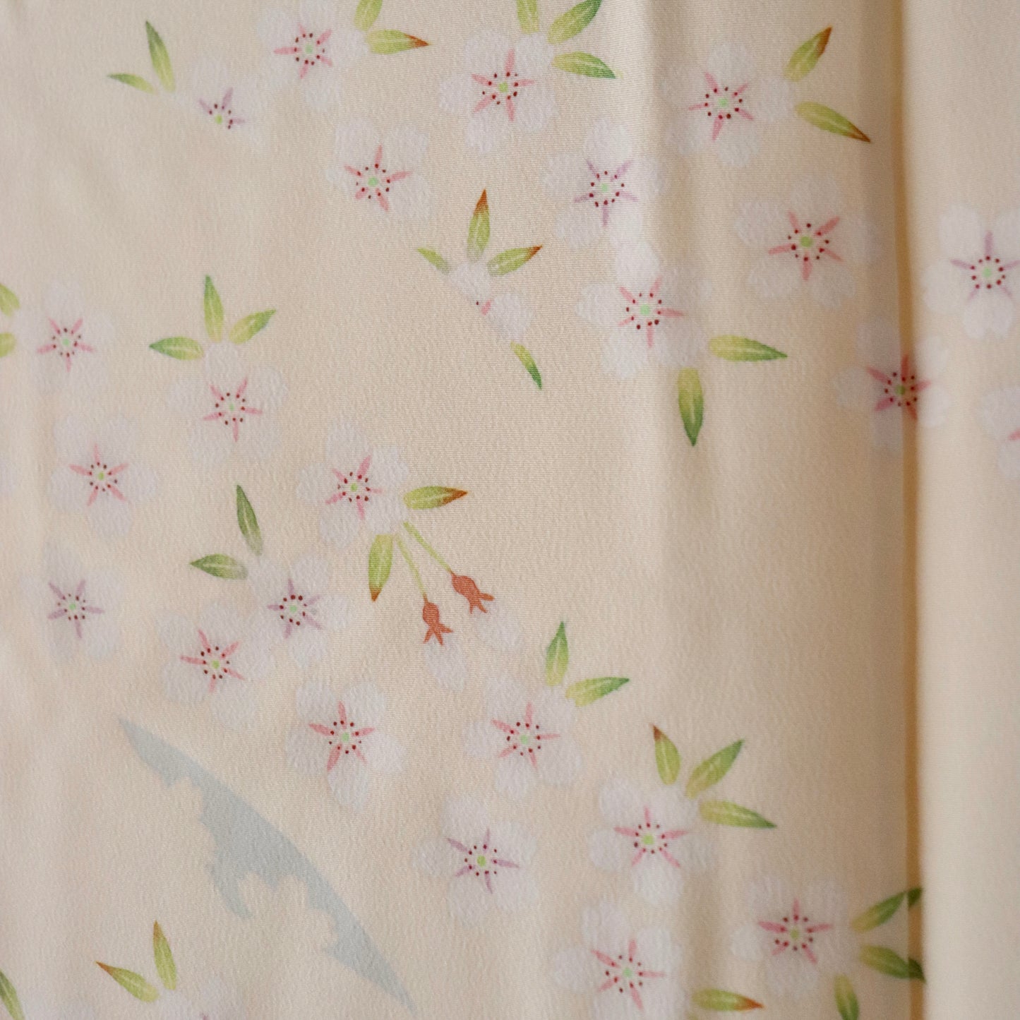 訪問着「加賀友禅 - 桜」高田克也