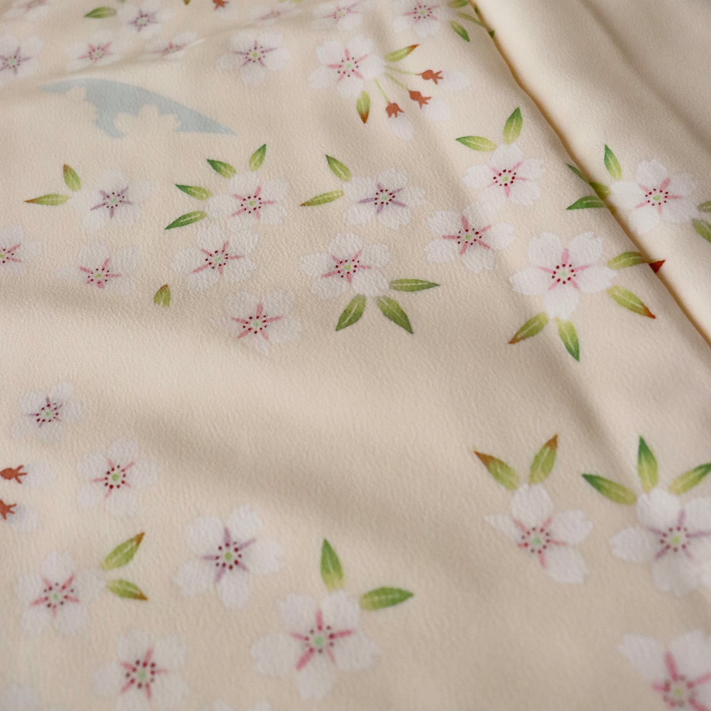 訪問着「加賀友禅 - 桜」高田克也