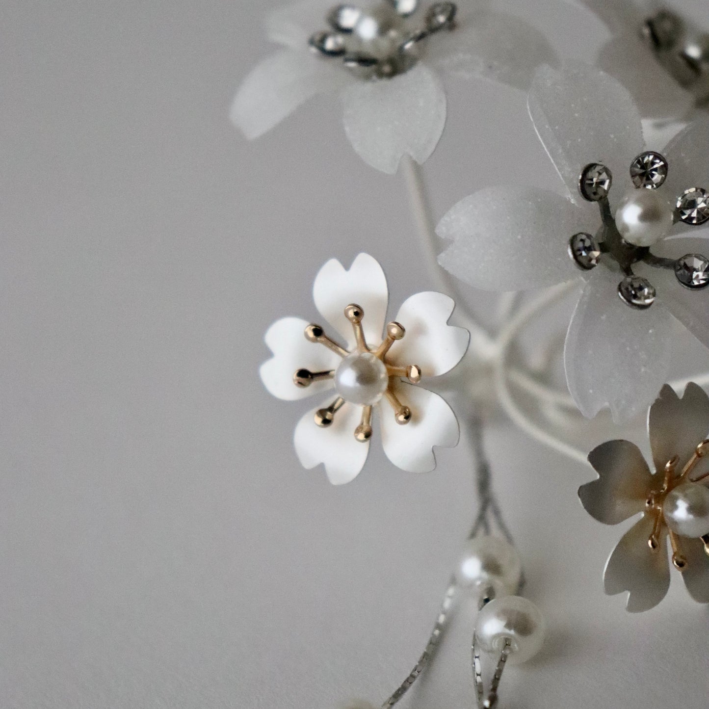 かんざし「丸型 桜尽くし - sil」大原商店