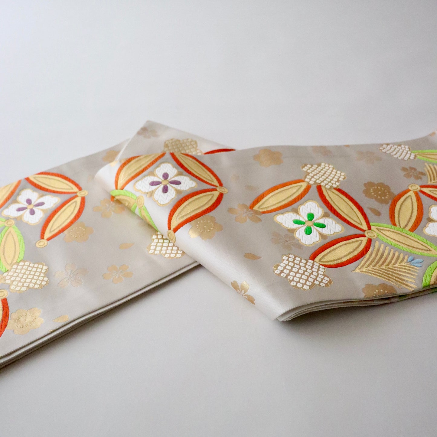 西陣織 | 袋帯 | 七五三 | 七歳 | 正絹 | 七宝花文 | 白 | 高島織物
