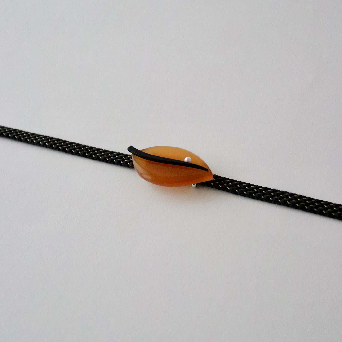 帯留「葉に露」大原商店