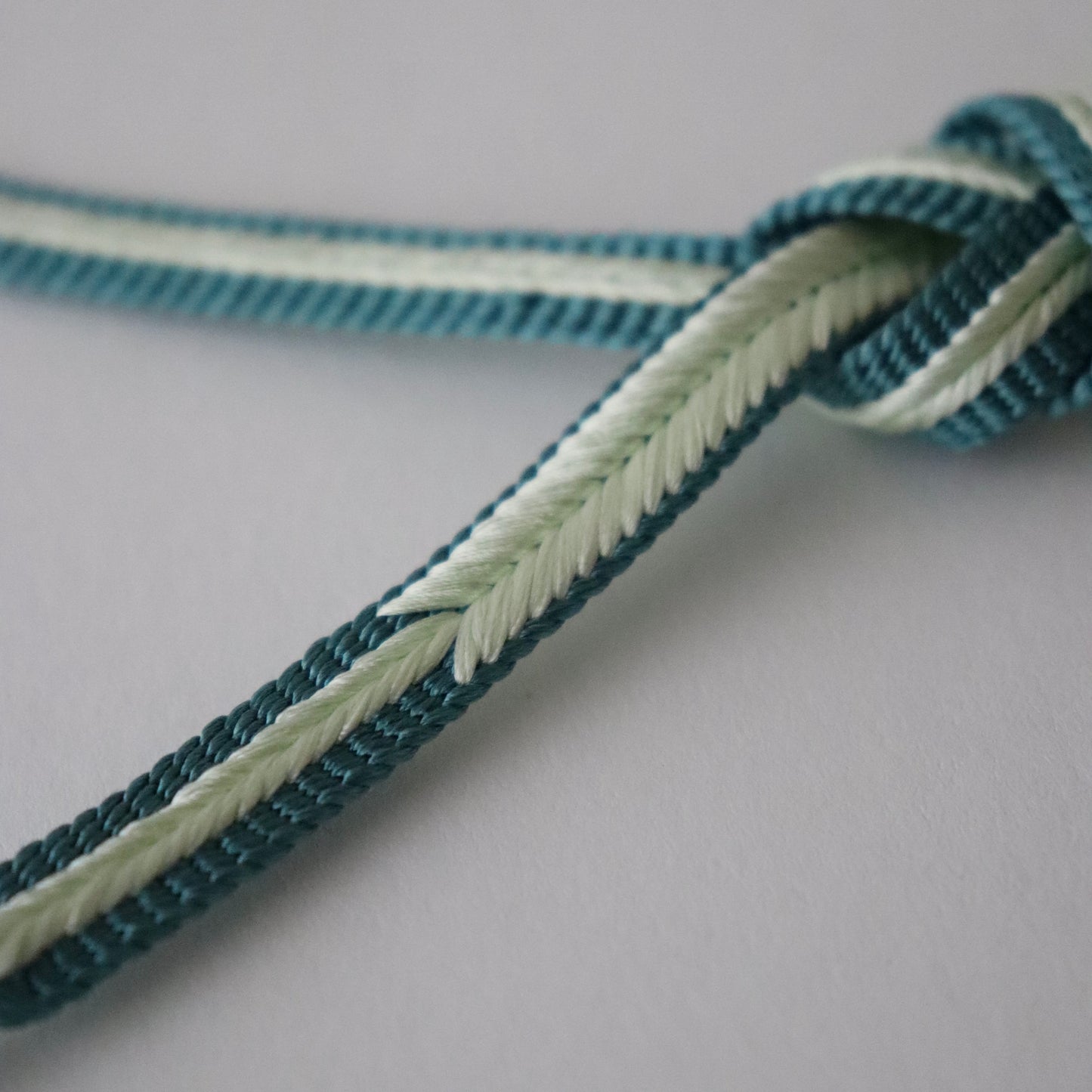 羽織紐「大和矢羽根 - grn/lt.g」和小物さくら