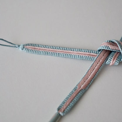 羽織紐「大和矢羽根 - lt.b/pnk」和小物さくら