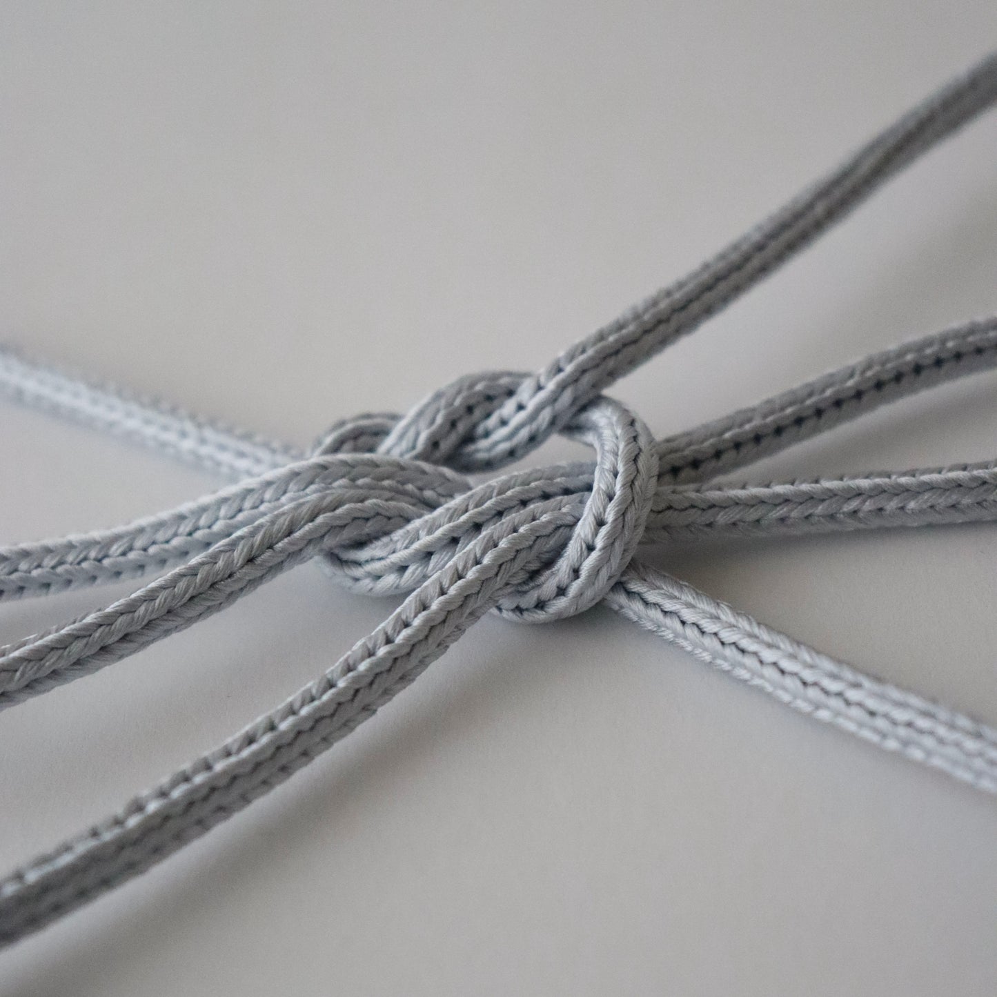 羽織紐「伊賀 梵天房 - b.gry」和小物さくら