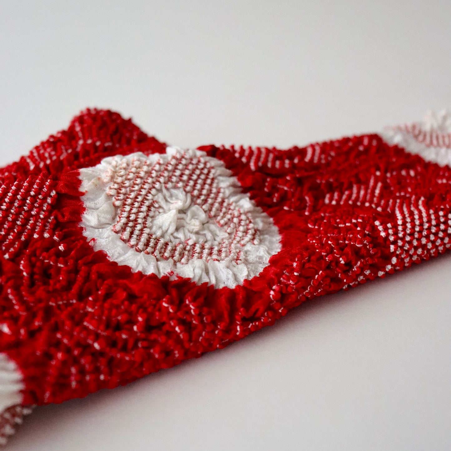 絞染め帯揚げ「立涌花 - rd」和小物さくら