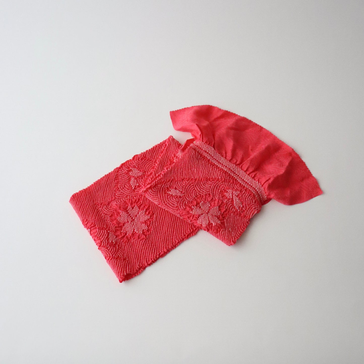 絞染帯揚げ「桜流水 - 躑躅色」