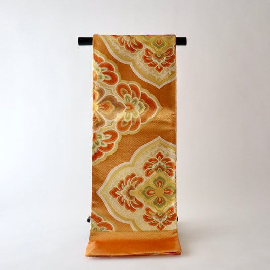 袋帯「宝相彩華文」梅垣織物