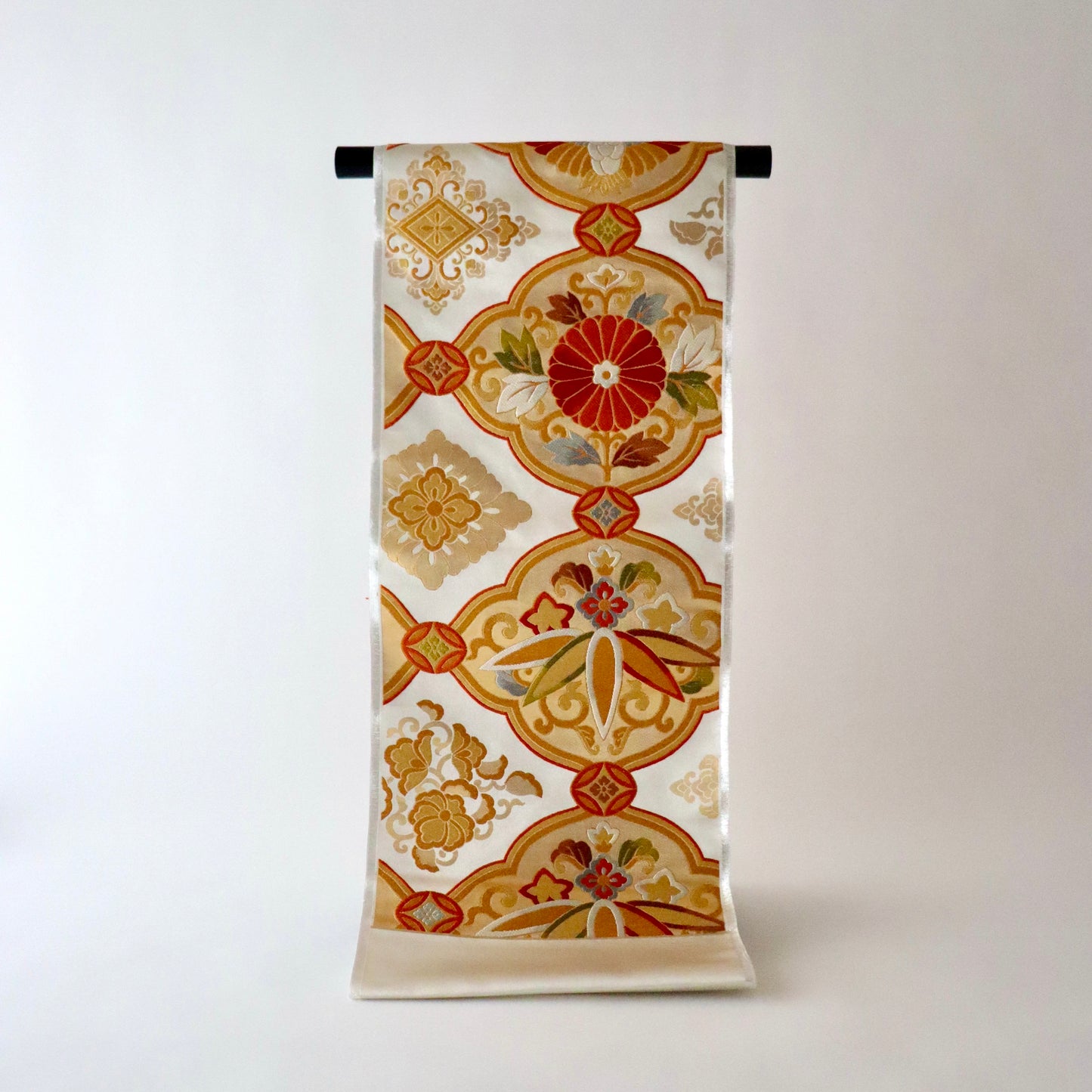 袋帯「金具花鳥文」梅垣織物