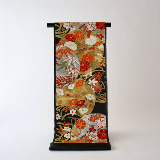 袋帯「春秋花丸文」梅垣織物