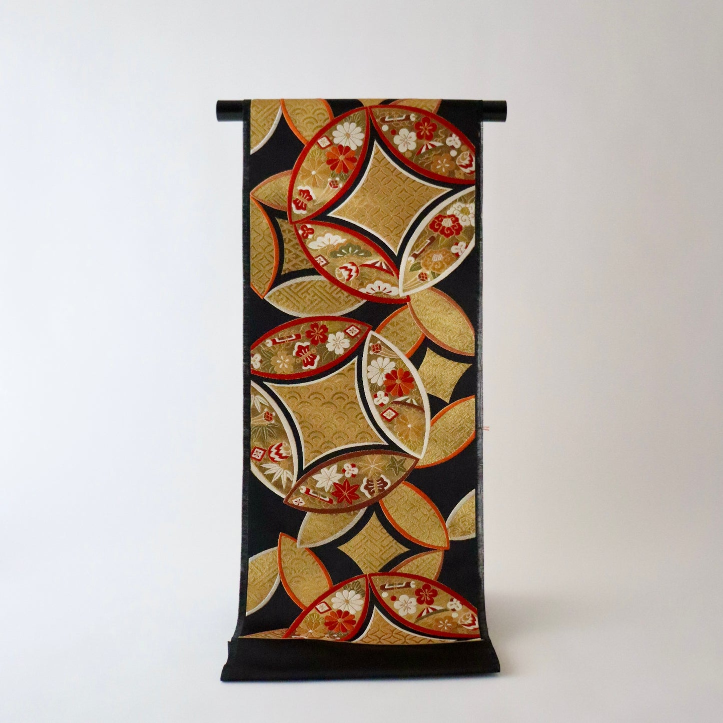 袋帯「小袖重ね七宝文」梅垣織物