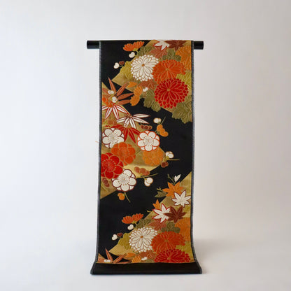 袋帯「裂形春秋花文」梅垣織物