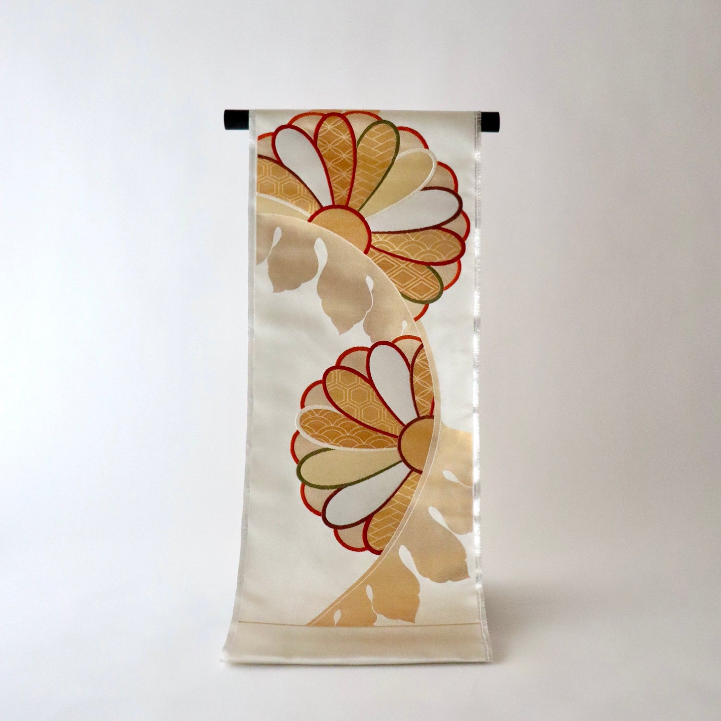 袋帯「彩菊円文」梅垣織物