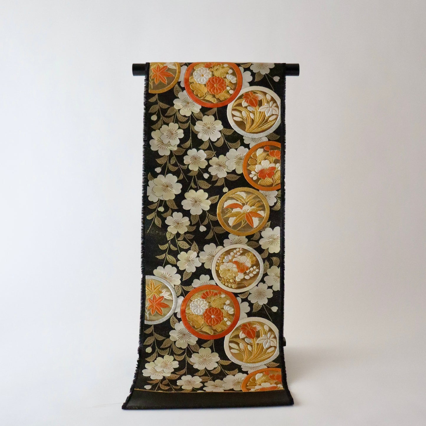 袋帯「桜狂言丸文」梅垣織物