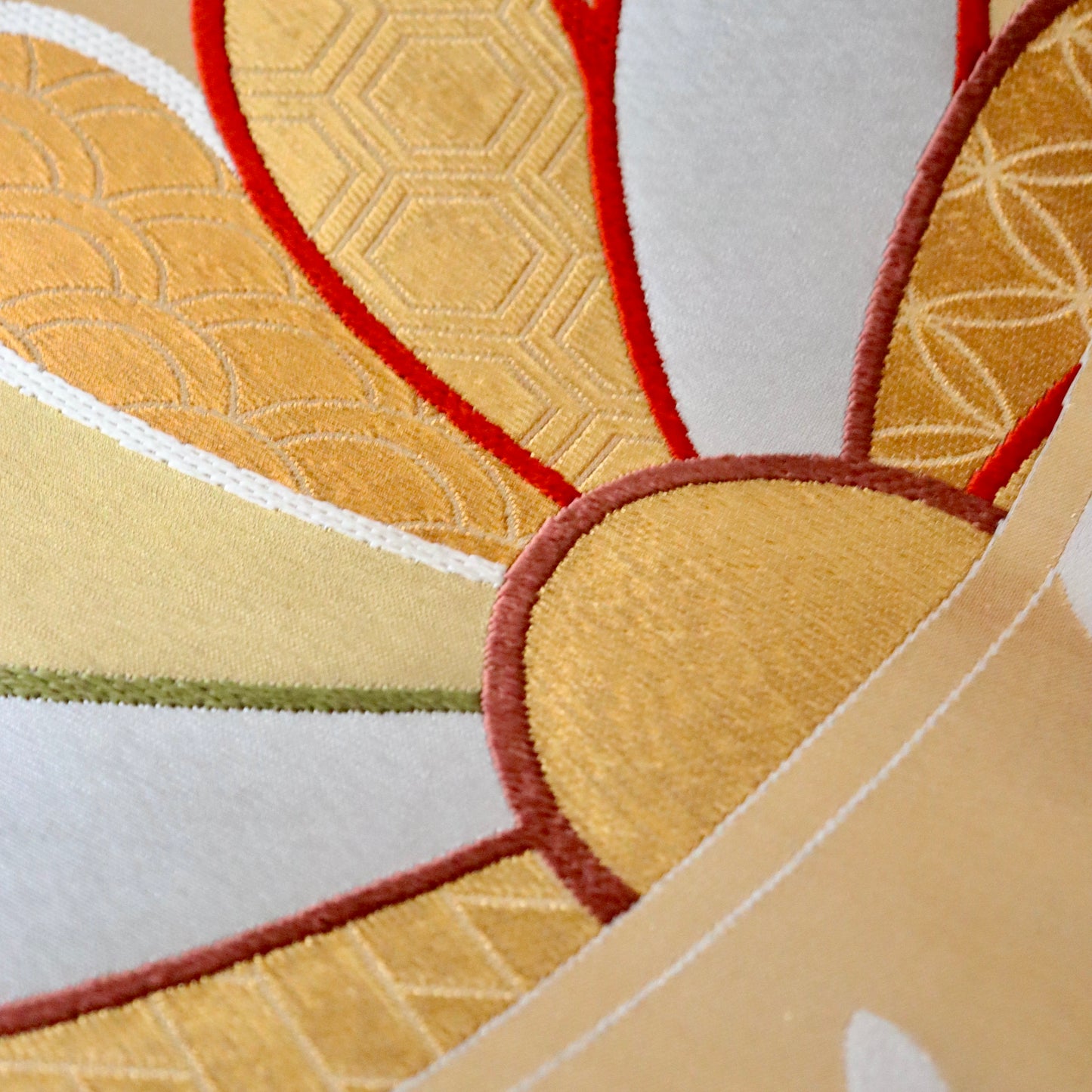 袋帯「彩菊円文」梅垣織物