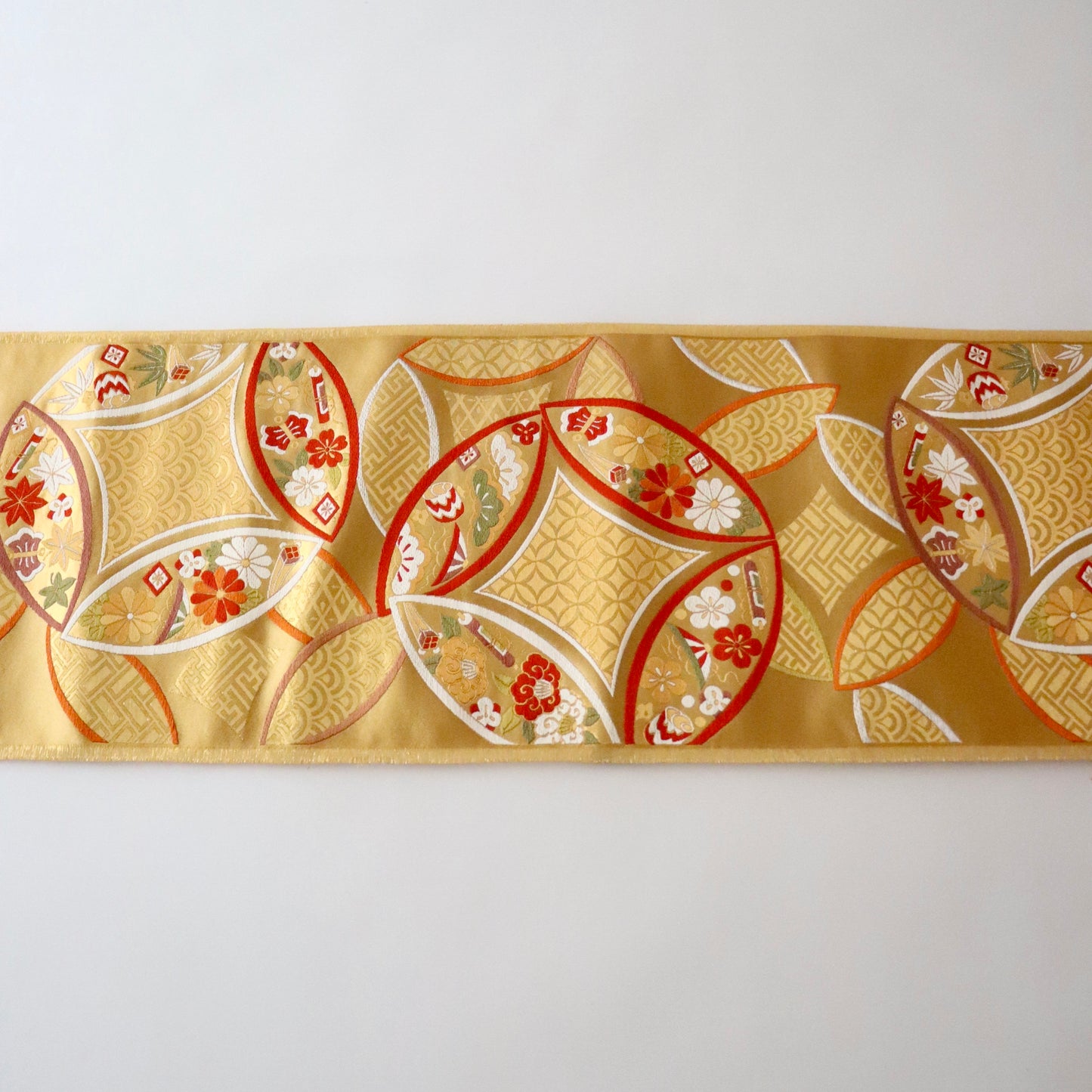 袋帯「小袖重ね七宝文」梅垣織物