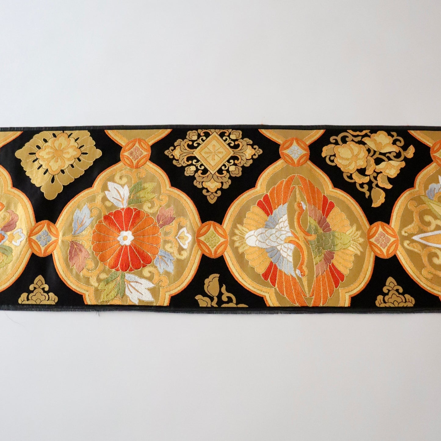 袋帯「金具花鳥文」梅垣織物