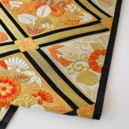 袋帯「舞楽菱文」梅垣織物